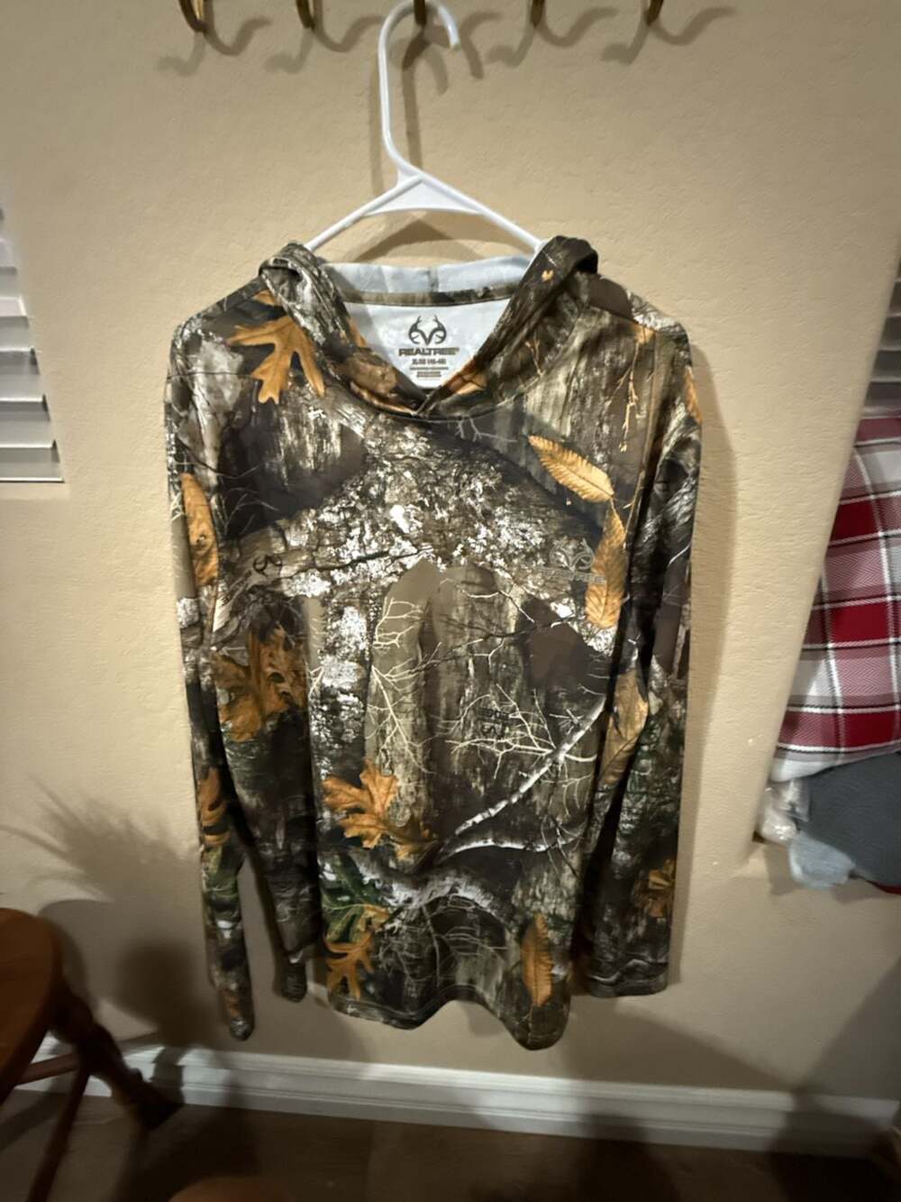 Realtree Performance Hooded Tee Size XL Edge Camo Long Sleeve